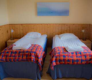 Отель Hotel Utsjoki Утсйоки Двухместный номер с 1 кроватью или 2 отдельными кроватями и собственной ванной комнатой-4